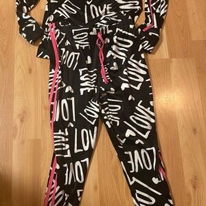 Emme Jordan Black and White Love Print Top